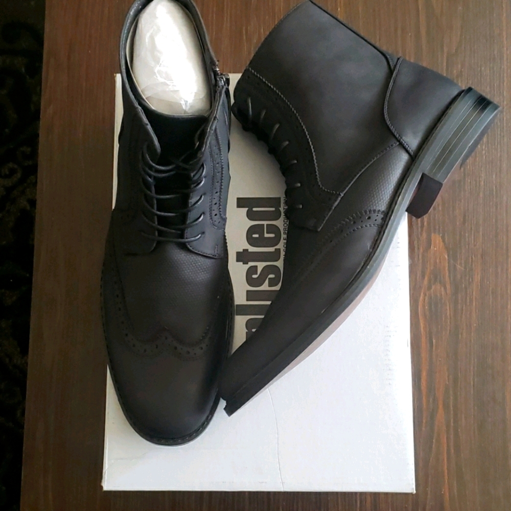 Kenneth Cole boots